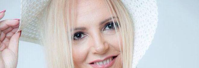 Stefania, la prima poliziotta trans d'Italia.
"Avevo moglie e figli, ora debutto al cinema"