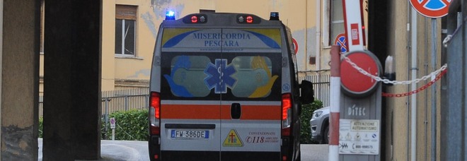 Scontro tra due auto: feriti due bambini piccoli a Montesilvano Colle