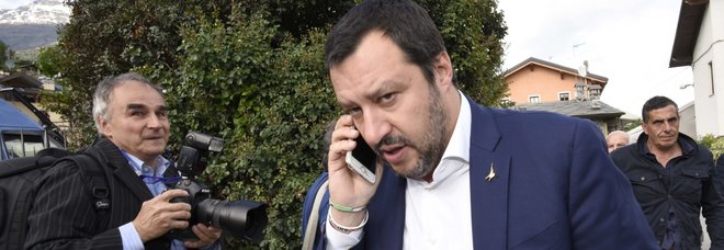 Contratto M5S-Lega, asili solo agli italiani Salta stop alla Tav Contratto M5S-Lega, asili solo agli italiani Salta stop alla Tav