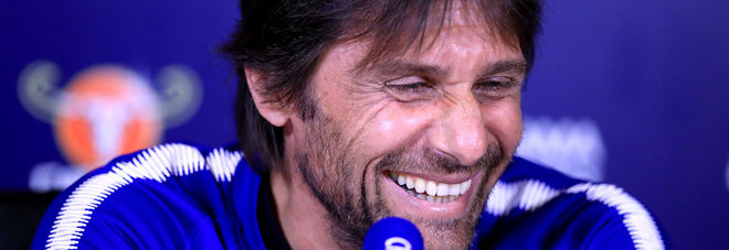 Conte e le telefonate della moglie: «Forse devi prendere il latte». Ecco cos'è successo con i giornalisti