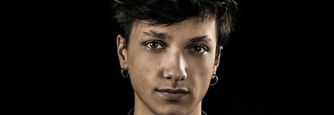 Quella top 10 ribaltata in cui Ultimo è primo