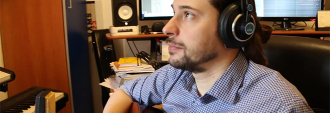 Giovanni Block nel video Guagliù nun se tras Giovanni Block nel video Guagliù nun se tras