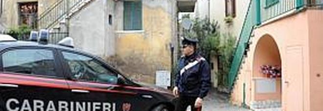 Minacce e atti persecutori
a un tossicodipenente
per la droga non pagata