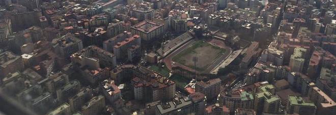 Veduta aerea dello stadio Collana Veduta aerea dello stadio Collana