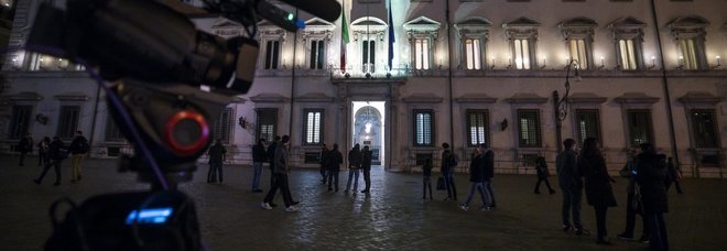 Mes, via al vertice a Palazzo Chigi. Maggioranza divisa, opposizioni all'attacco Mes, via al vertice a Palazzo Chigi. Maggioranza divisa, opposizioni all'attacco