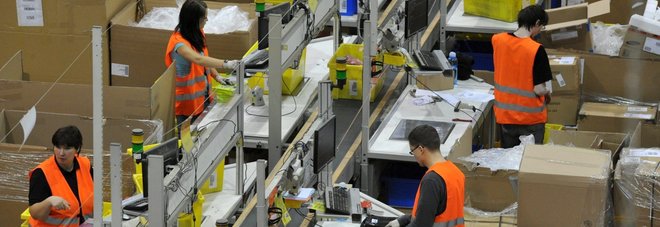 Amazon consegnerà anche i pacchi Amazon consegnerà anche i pacchi