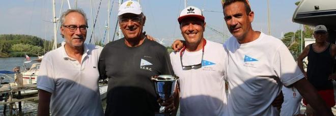 Gli anconetani della barca
"DKC - Balzanelli" vincono
il titolo italiano Laser Sb20