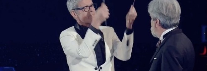 Sanremo, Baglioni "litiga"
con il maestro Vessicchio
e gli spezza la bacchetta