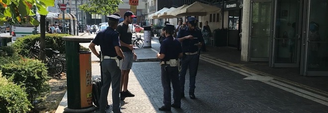 Controlli a tappeto della polizia in 10 stazioni /Cosa è successo a Mestre Controlli a tappeto della polizia in 10 stazioni /Cosa è successo a Mestre