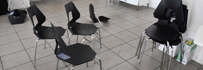 Raid punitivo nel caffè
Il titolare: «Sapevano chi
picchiare». Ferito ricoverato