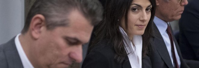 Rifiuti Roma, Campidoglio: «Nessuna pressione, bilancio Ama violava le norme» Rifiuti Roma, Campidoglio: «Nessuna pressione, bilancio Ama violava le norme»