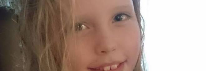 Muore di tumore a 11 anni, lo stesso male che uccise la mamma 6 anni prima: il commovente post del papà Muore di tumore a 11 anni, lo stesso male che uccise la mamma 6 anni prima: il commovente post del papÃ