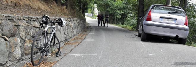 Matteo muore a 13 anni, «schianto in bici contro un'auto». La tragedia davanti a tre amici