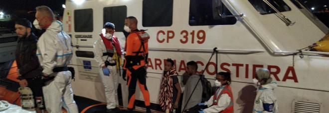Open Arms, la Guardia costera al Viminale: «Nessun impedimento allo sbarco» Open Arms, la Guardia costera al Viminale: «Nessun impedimento allo sbarco»