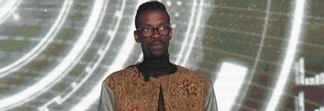 Baye Dame licenziato dopo il Grande Fratello: nuovi guai dopo la squalifica e l'aggressione Baye Dame licenziato dopo il Grande Fratello: nuovi guai dopo la squalifica e l'aggressione