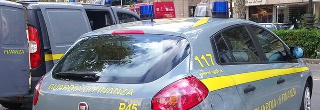 Case popolari in cambio di voti/ Il “lavoro sporco” affidato alla malavita. Minacce e botte a chi osava ribellarsi al sistema Case popolari in cambio di voti/ Il “lavoro sporco” affidato alla malavita. Minacce e botte a chi osava ribellarsi al sistema