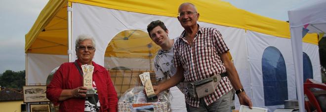 Torneo di briscola: i vincitori Severino e Luciana Torneo di briscola: i vincitori Severino e Luciana