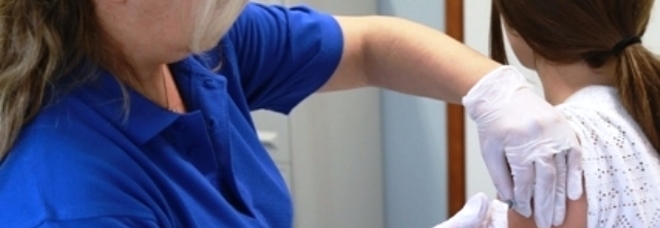Vaccini, la lettera dell'anestesista: «Mi vergogno di questo Paese» Vaccini, la lettera dell'anestesista: «Mi vergogno di questo Paese»