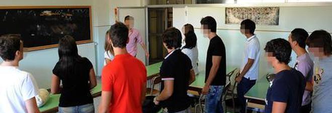 Prof di ruolo a scuola solo un giorno: il "giochetto" esaspera la preside Prof di ruolo a scuola solo un giorno: il "giochetto" esaspera la preside
