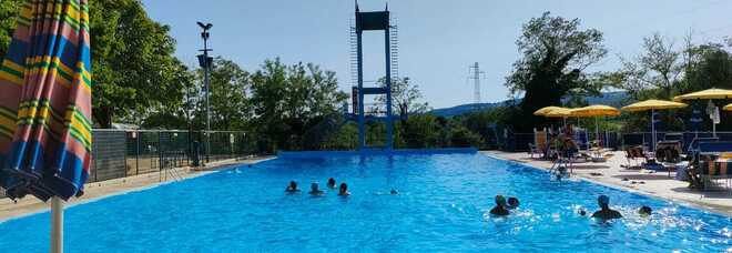 Narni, il polo industriale riempie la piscina di Nera Montoro. 1200 metri cubi d'acqua provenienti dalla sorgente de Le Mole