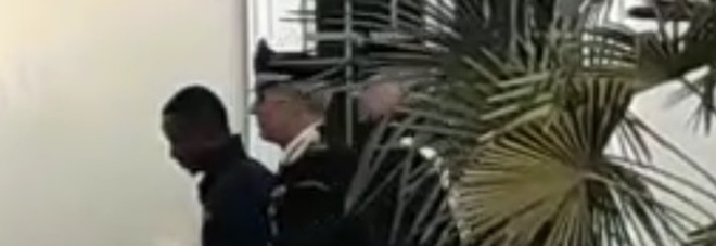 Il nigeriano arrestato Il nigeriano arrestato