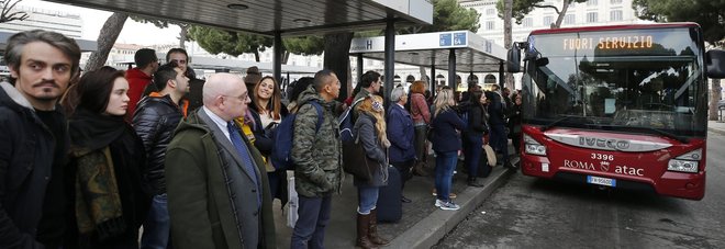Sciopero trasporti, città nel caos Atac: ha aderito il 23% degli autisti