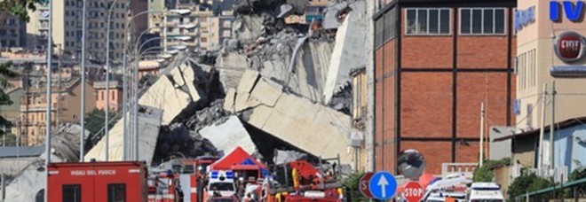 Lutto nazionale. E la Puglia si ferma per le vittime di Genova Lutto nazionale. E la Puglia si ferma per le vittime di Genova