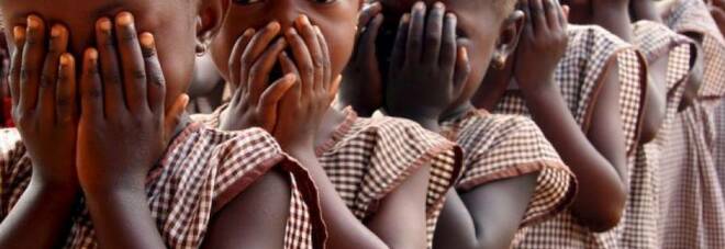 Mutilazioni genitali, nel mondo le vittime sono 200 milioni e in Italia 80mila: più a rischio con la pandemia