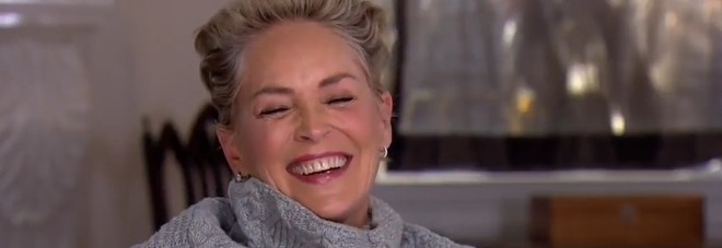 «E' mai stata molestata?»: la reazione di Sharon Stone vale più di mille parole Video «E' mai stata molestata?»: la reazione di Sharon Stone vale più di mille parole Video
