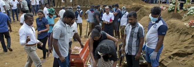 Sri Lanka, l'India avvertì del possibile attacco. Kamikaze ricchi e istruiti, studiarono a Londra