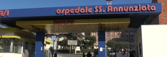 Giovane mamma partorisce con la 'placenta accreta': «La bimba sta bene». Salvata anche la ragazza Giovane mamma partorisce con la 'placenta accreta': «La bimba sta bene». Salvata anche la ragazza