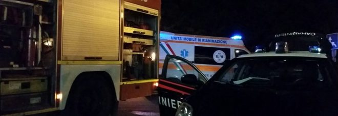 Minaccia di lanciarsi
nel vuoto: task force lo salva
dopo tre ore di trattativa