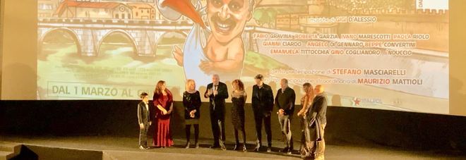 Nelle sale ​“Un figlio a tutti i costi”, nel cast anche Beppe Convertini Nelle sale ​“Un figlio a tutti i costi”, nel cast anche Beppe Convertini