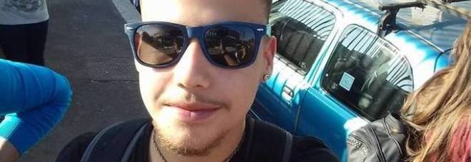 Trovato morto Antonio, il 18enne scomparso da una settimana nel Salernitano Trovato morto Antonio, il 18enne scomparso da una settimana nel Salernitano