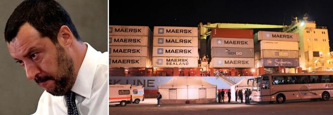 Migranti, cargo Maersk a Pozzallo. Salvini: siamo buoni, non come Macron Migranti, cargo Maersk a Pozzallo. Salvini: siamo buoni, non come Macron