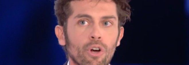 Raffaello Tonon Innamorato di Luca Onestini? Lui risponde così Raffaello Tonon Innamorato di Luca Onestini? Lui risponde così