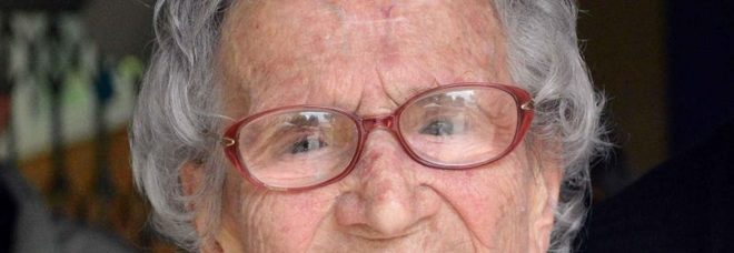 Nonna Luisa il simbolo nazionale del voto alle donne ha compiuto 108 anni, in regalo il Tricolore