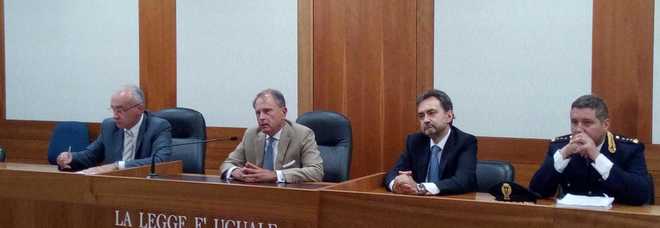 Blitz antidroga, un anno di intercettazioni e agenti sotto copertura Blitz antidroga, un anno di intercettazioni e agenti sotto copertura