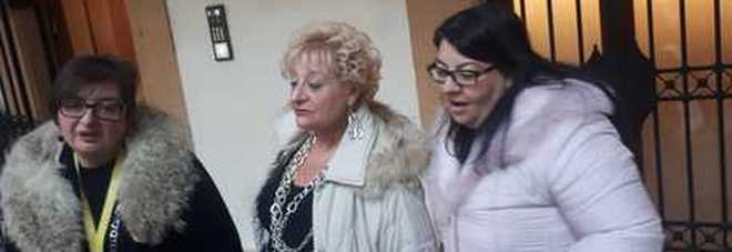Il ministro Provenzano alle sorelle Napoli: «L'Antimafia è donna»