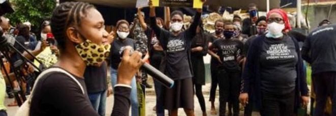 Nigeria, esplode la protesta contro i femminicidi: due studentesse struprate e uccise in pochi giorni