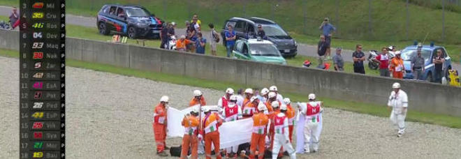 Mugello, brutta caduta per Pirro. Libere sospese
«Trauma cranico e forti contusioni»
