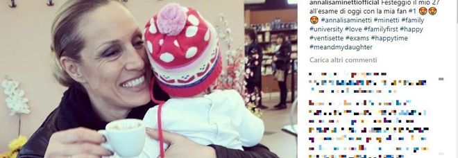 Annalisa Minetti insultata:
«Da cieca non avresti dovuto
fare un secondo figlio»