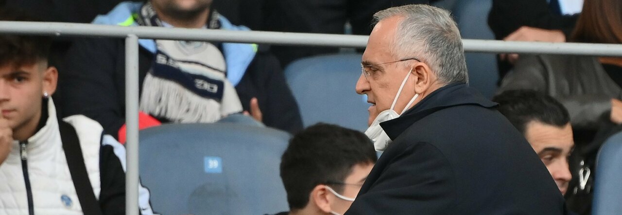 Lotito segue Sarri e prepara la sorpresa ai tifosi: campagna abbonamenti da Lazio-Juve