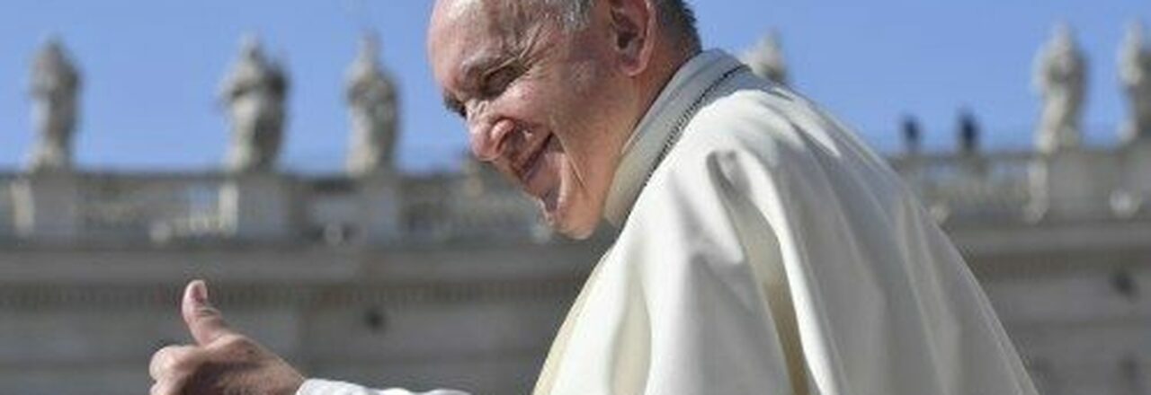 Papa Francesco: «Salario minimo e riduzione dell'orario di lavoro per tutti»