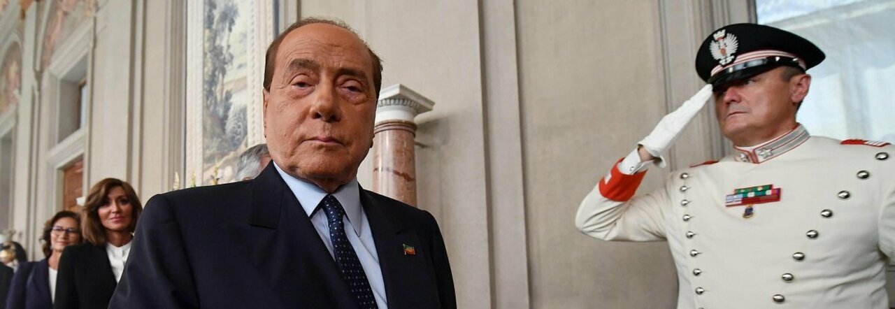 Elezioni Quirinale, Forza Italia schierata con la sinistra: Berlusconi si gioca il Colle