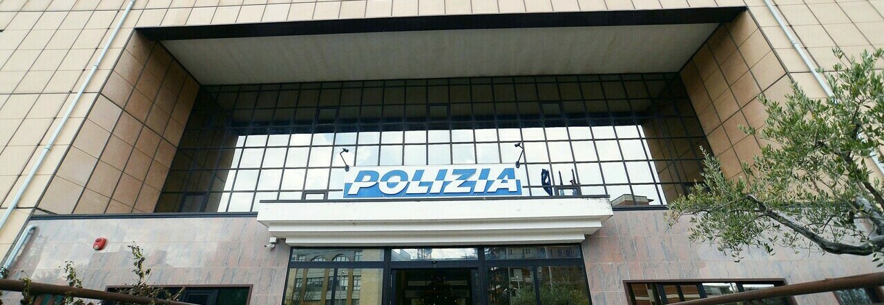 La polizia La polizia