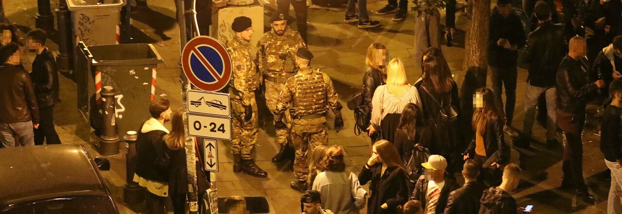 Napoli, il Tar annulla le “zone rosse”: «Nessuna emergenza eccezionale» Napoli, il Tar annulla le “zone rosse”: «Nessuna emergenza eccezionale»
