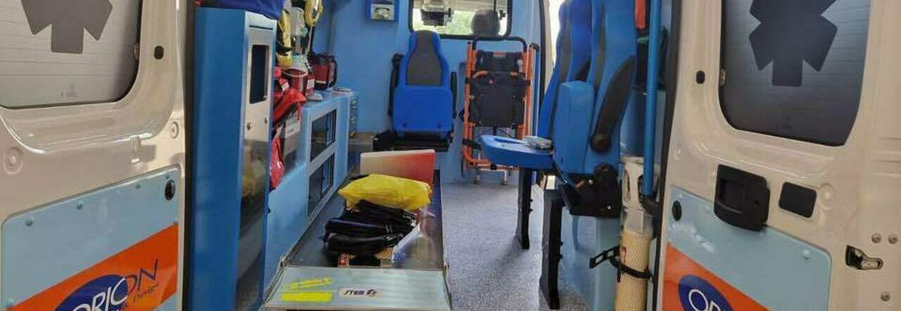 Napoli, il padre ha un malore in un autolavaggio: 45enne punta fucile contro i sanitari Napoli, il padre ha un malore in un autolavaggio: 45enne punta fucile contro i sanitari