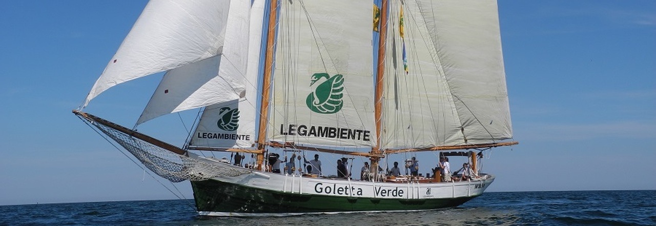 Goletta Verde di Legambiente , in Campania 52% dei campioni oltre limiti di legge Goletta Verde di Legambiente , in Campania 52% dei campioni oltre limiti di legge