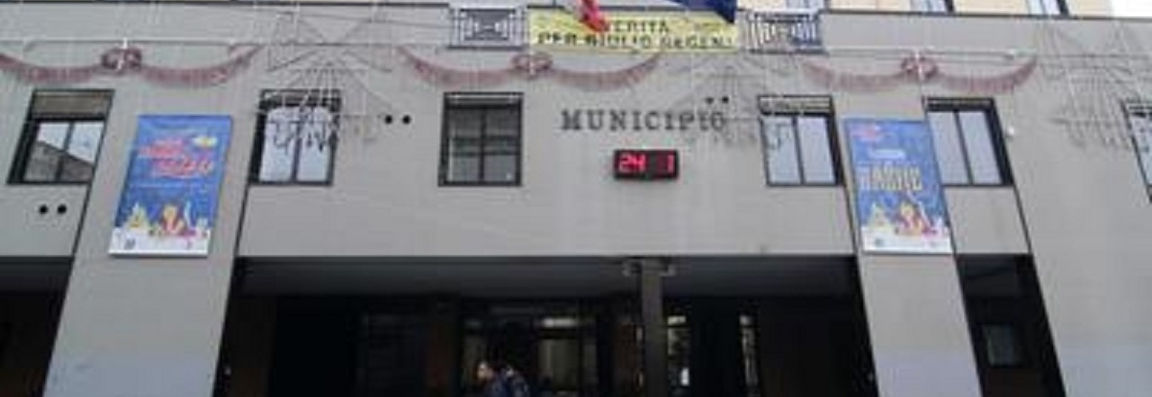 Il Municipio di Giugliano